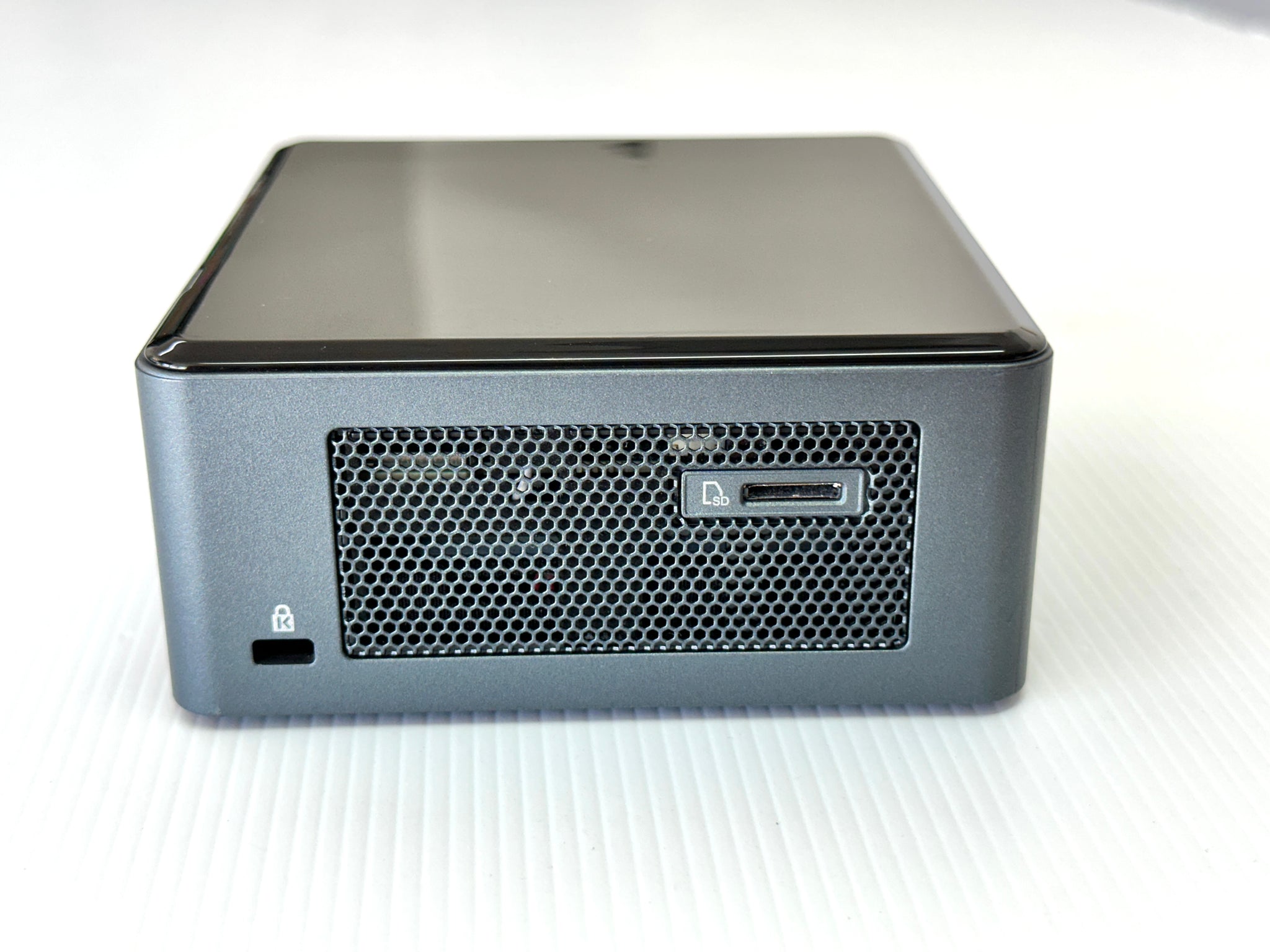Intel NUC BOXNUC8i7BEH Mini PC | 16GB RAM | Intel i7 CPU | 500GB M 